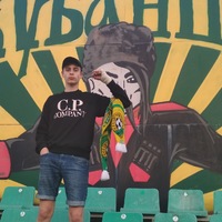 Никита Тихонов