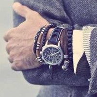 Максим Коноваленко