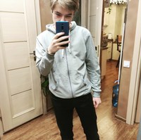 Роман Елесин