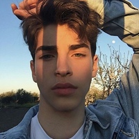 Андрей Боров